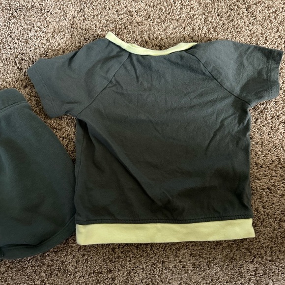 Short sleeve top and shorts set for baby - Picture 5 of 5
